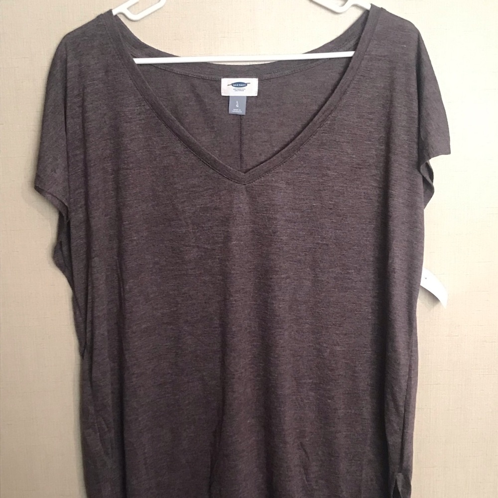 Womens soft tee maroon faded wash. Sz L, brand new